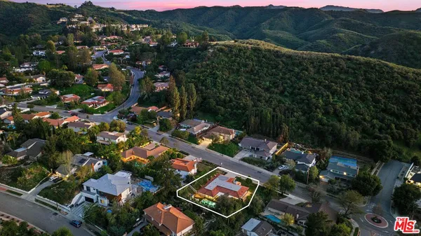 an aerial view of multiple house