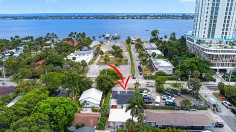 $2,040,000 | 4811 North Flagler Drive, West Palm Beach, FL 33407