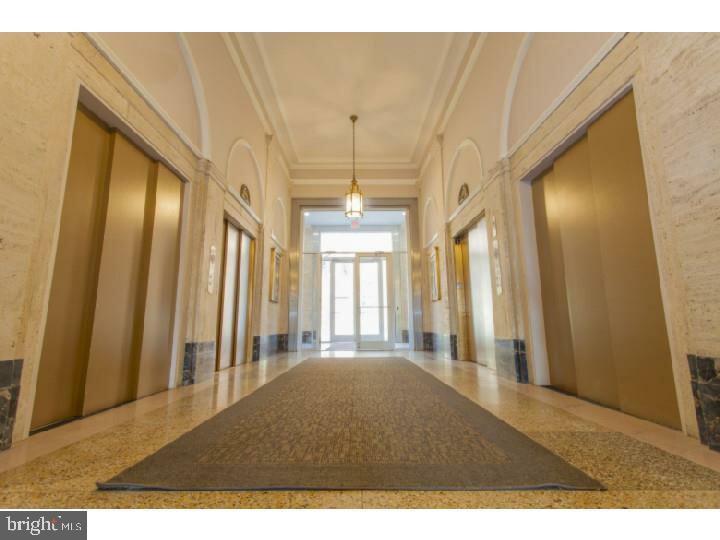 312-22 Walnut Street, Unit 102 Philadelphia, PA 19106 - Photo 14 of 17