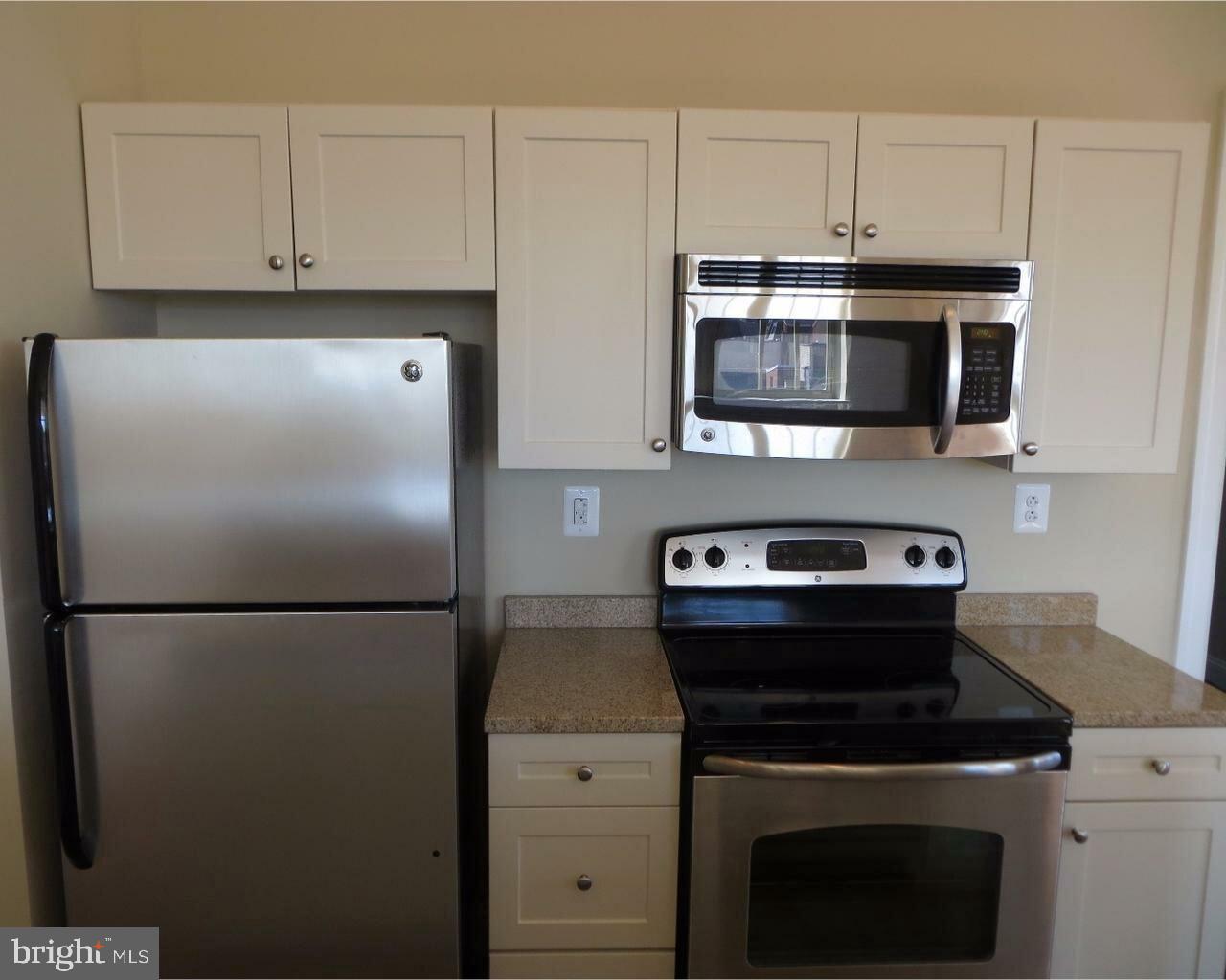 312-22 Walnut Street, Unit 102 Philadelphia, PA 19106 - Photo 4 of 17