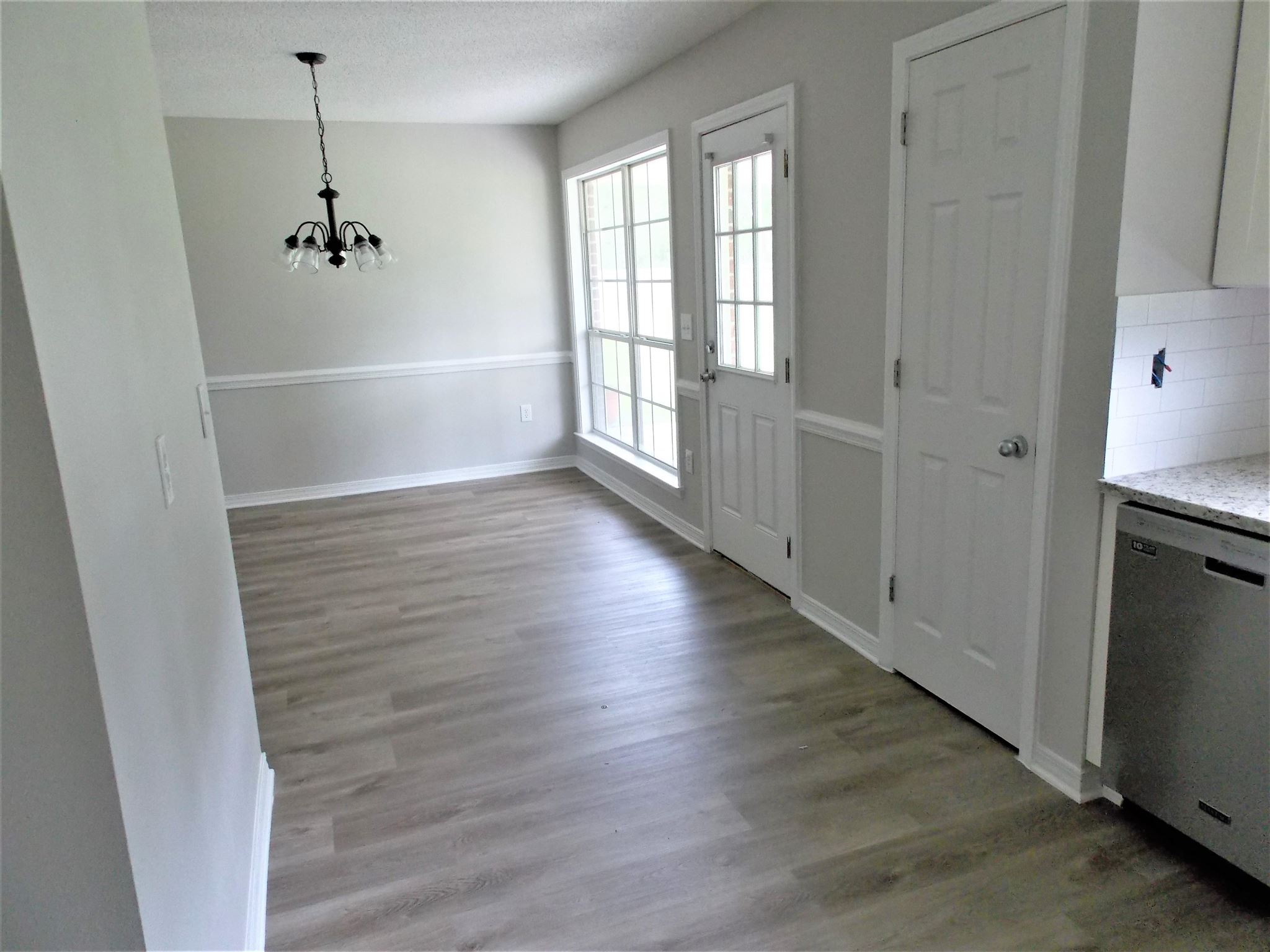 525 Hamilton Boulevard Foley, AL 36535 - Photo 14 of 28 Dinning