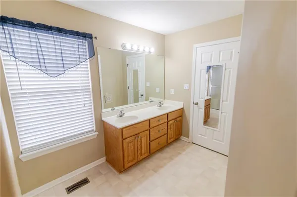 $330,000 | 1701 Jayhawk Drive, Atchison, KS 66002