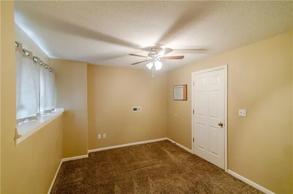 $330,000 | 1701 Jayhawk Drive, Atchison, KS 66002