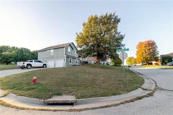$330,000 | 1701 Jayhawk Drive, Atchison, KS 66002