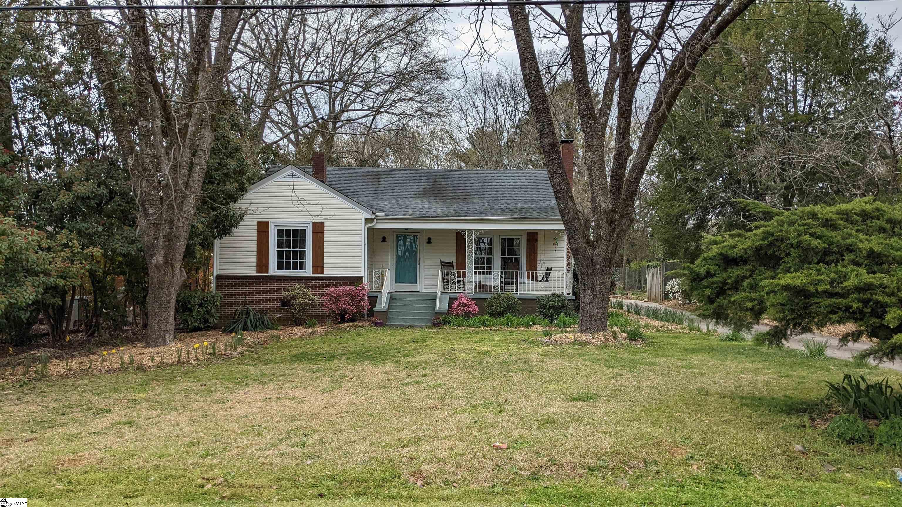 119 Rasor Drive Greenville, SC 29617 - Photo 1 of 30 Gallery Image 1