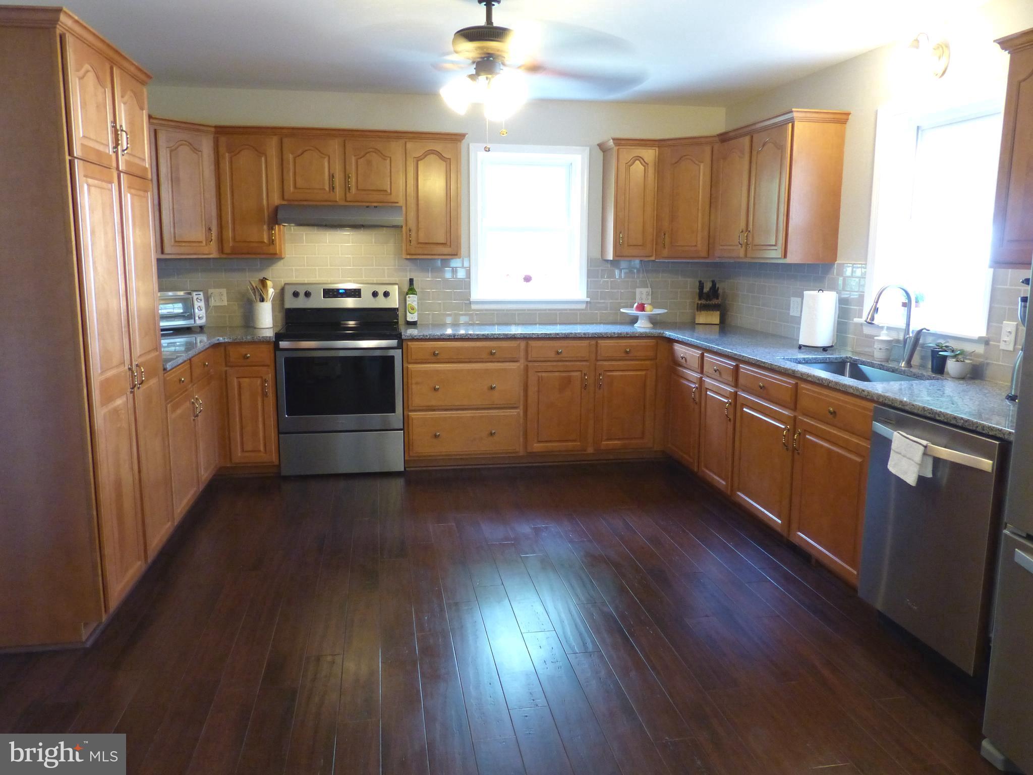 1093 Bleim Road Pottstown, PA 19464 - Photo 14 of 42 Kitchen