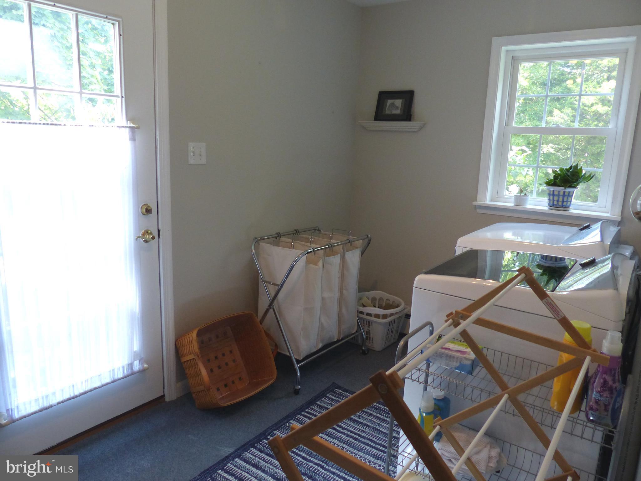 1093 Bleim Road Pottstown, PA 19464 - Photo 23 of 42 Laundry
