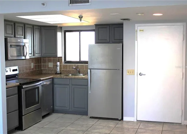 $189,000 | 6009 Sea Ranch Drive, Unit 705, Hudson, FL 34667