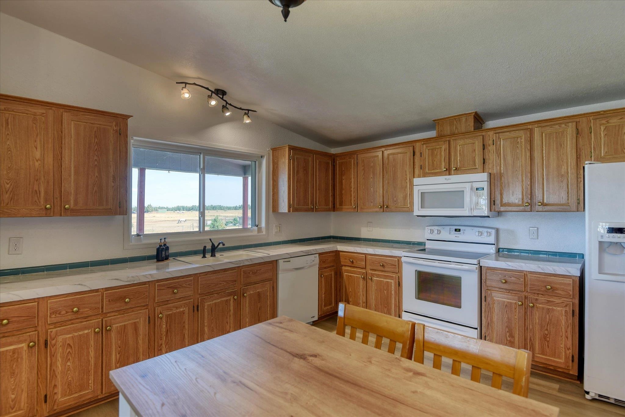 20914 West Jacobs Road Spokane, WA 99224 - Photo 17 of 35