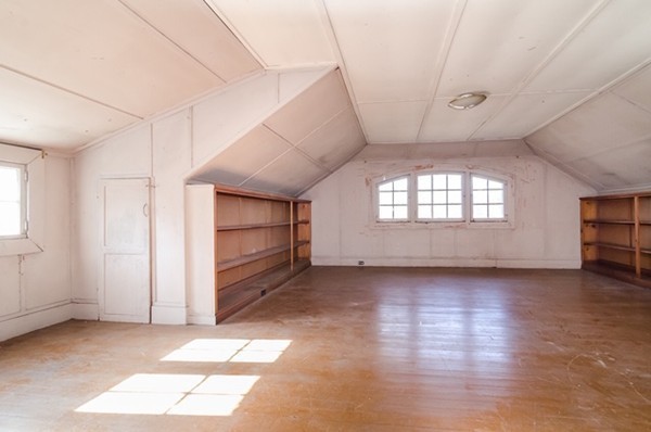 86 Warren Street Needham, MA 02492 - Photo 19 of 24 an empty room with windows