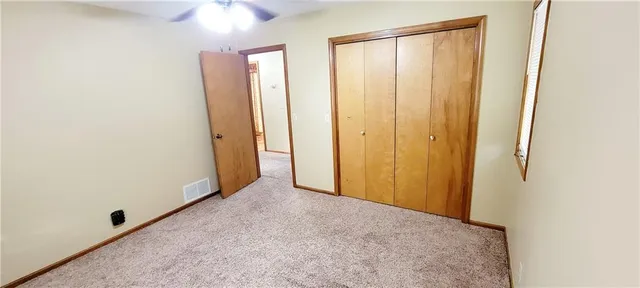 $189,000 | 1516 East Lincoln Street, Iola, KS 66749