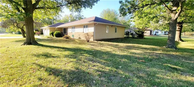 $189,000 | 1516 East Lincoln Street, Iola, KS 66749