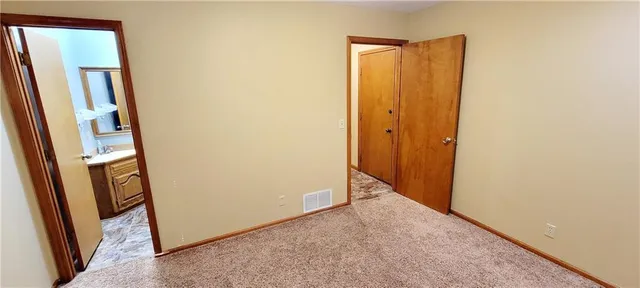 $189,000 | 1516 East Lincoln Street, Iola, KS 66749