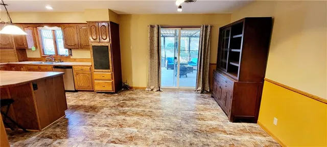 $189,000 | 1516 East Lincoln Street, Iola, KS 66749