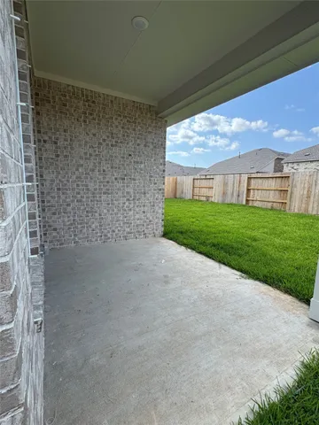 $369,240 | 8227 Holly Blue Drive, Rosharon, TX 77583