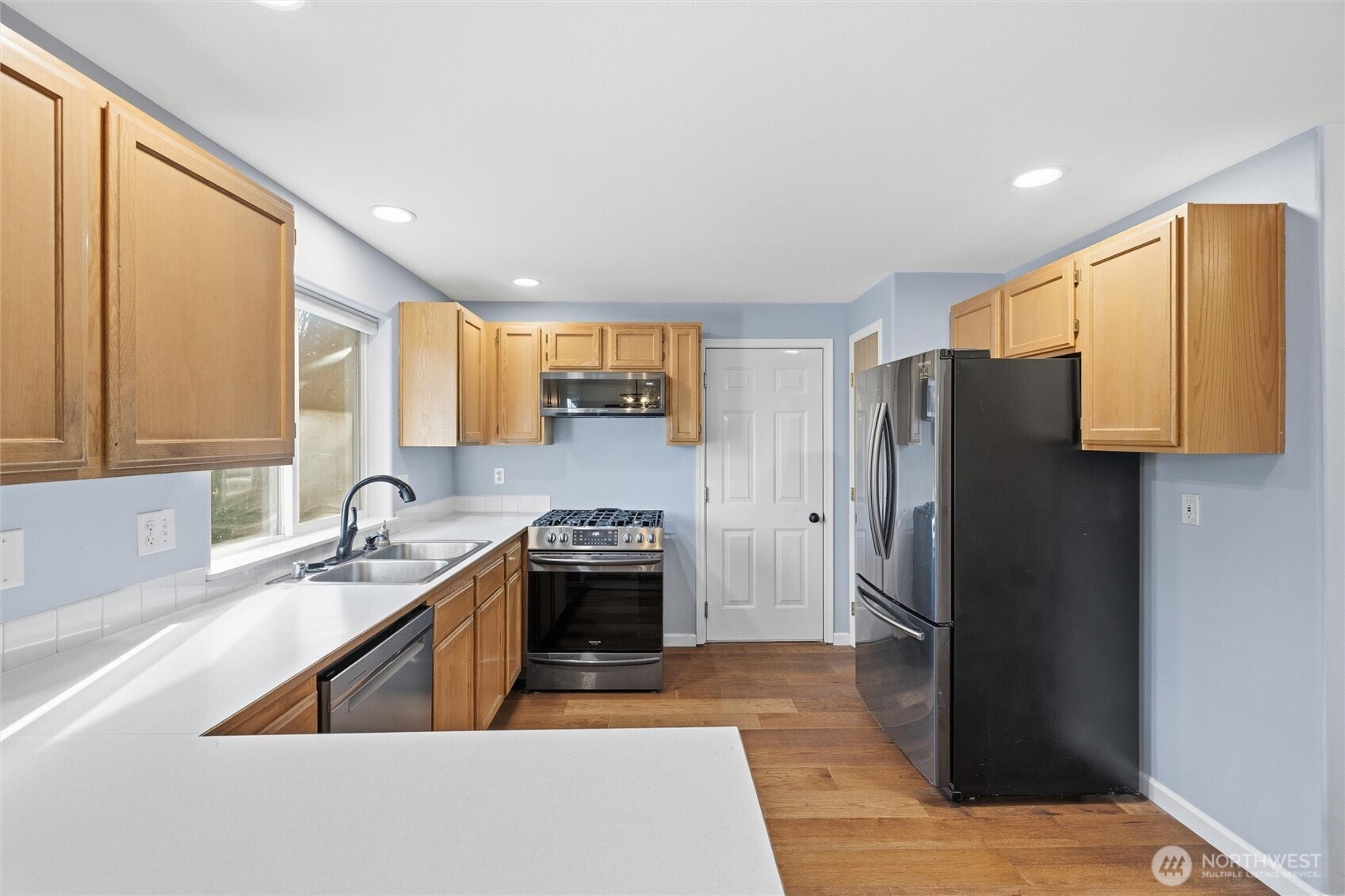 409 Spring Lane Sedro-Woolley, WA 98284 - Photo 12 of 38