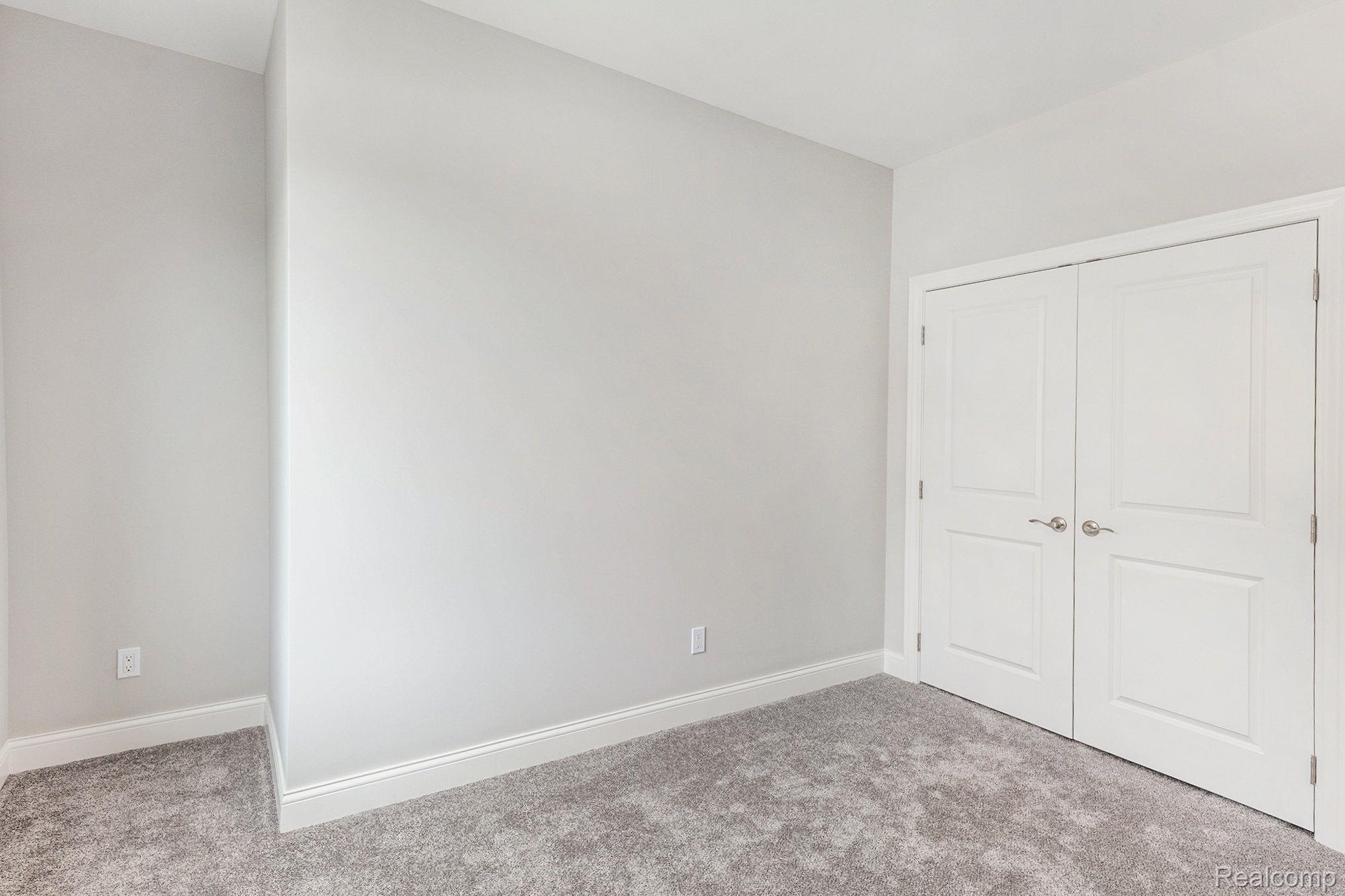 2903 Basil Drive Rochester, MI 48309 - Photo 32 of 53 Gallery Image 32
