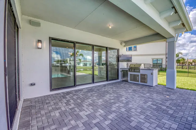 $10,000 | 10077 Heron Flock Drive, Palm Beach Gardens, FL 33412