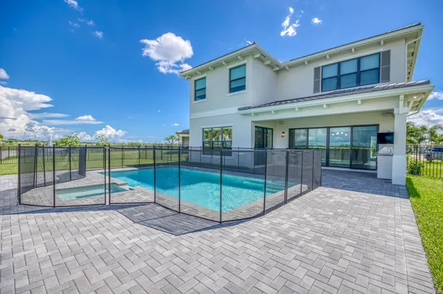 $10,000 | 10077 Heron Flock Drive, Palm Beach Gardens, FL 33412