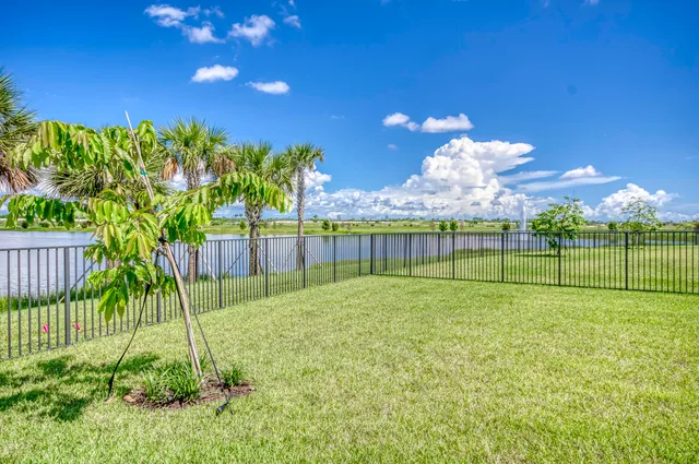 $10,000 | 10077 Heron Flock Drive, Palm Beach Gardens, FL 33412