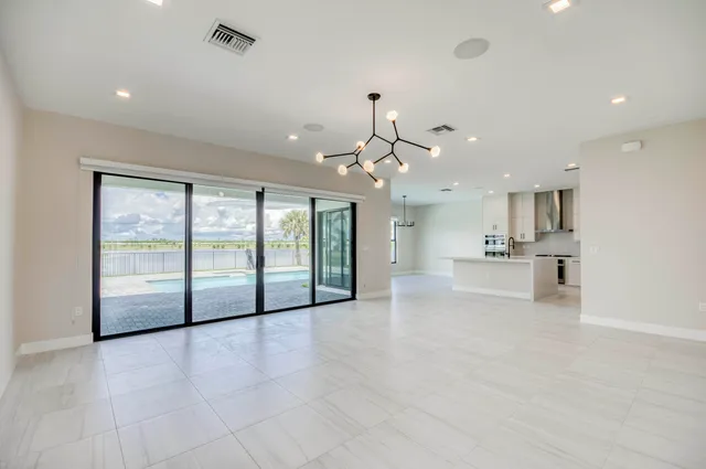 $10,000 | 10077 Heron Flock Drive, Palm Beach Gardens, FL 33412