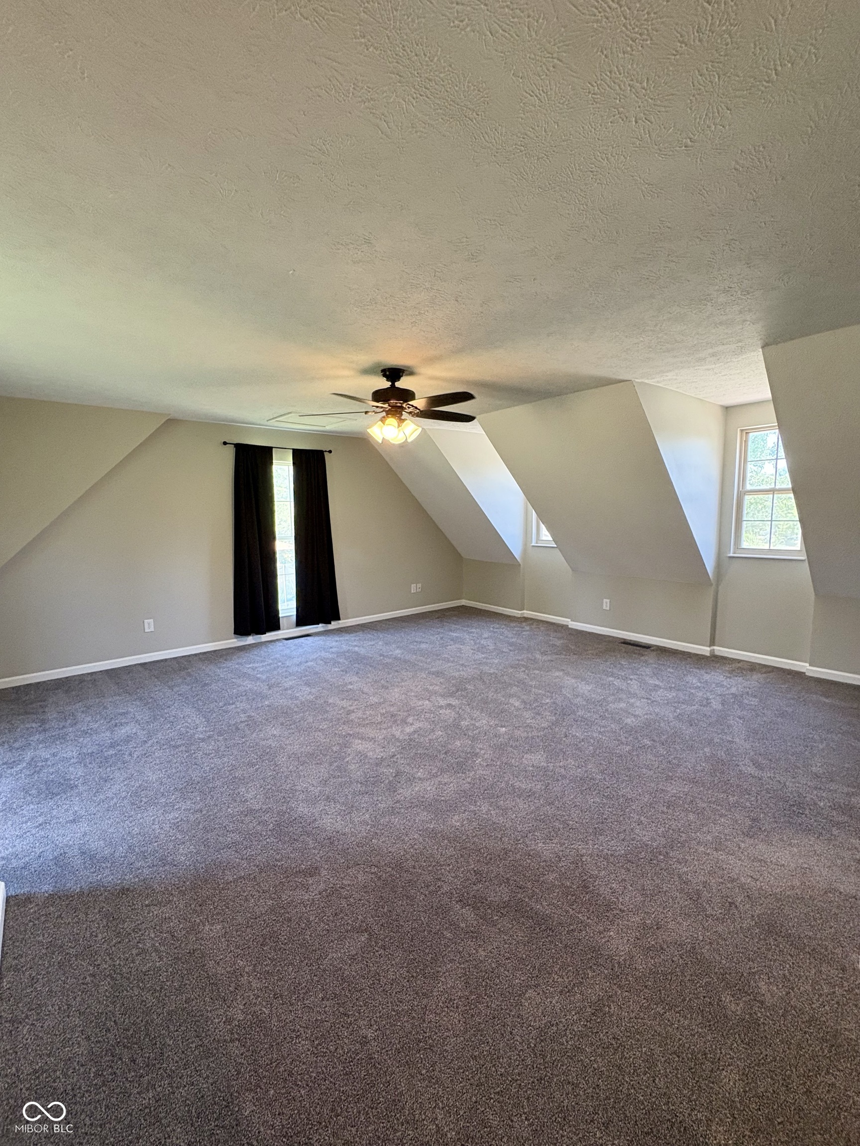 7026 Starkey Ridge Lane Indianapolis, IN 46268 - Photo 10 of 36 Gallery Image 10