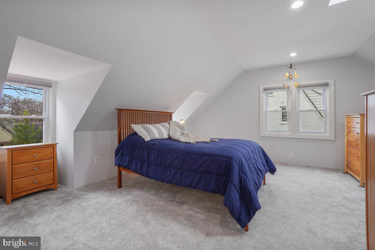 4 Sunnyside Road Silver Spring, MD 20910 - Photo 24 of 50 Light-Filled Primary Bedroom Suite