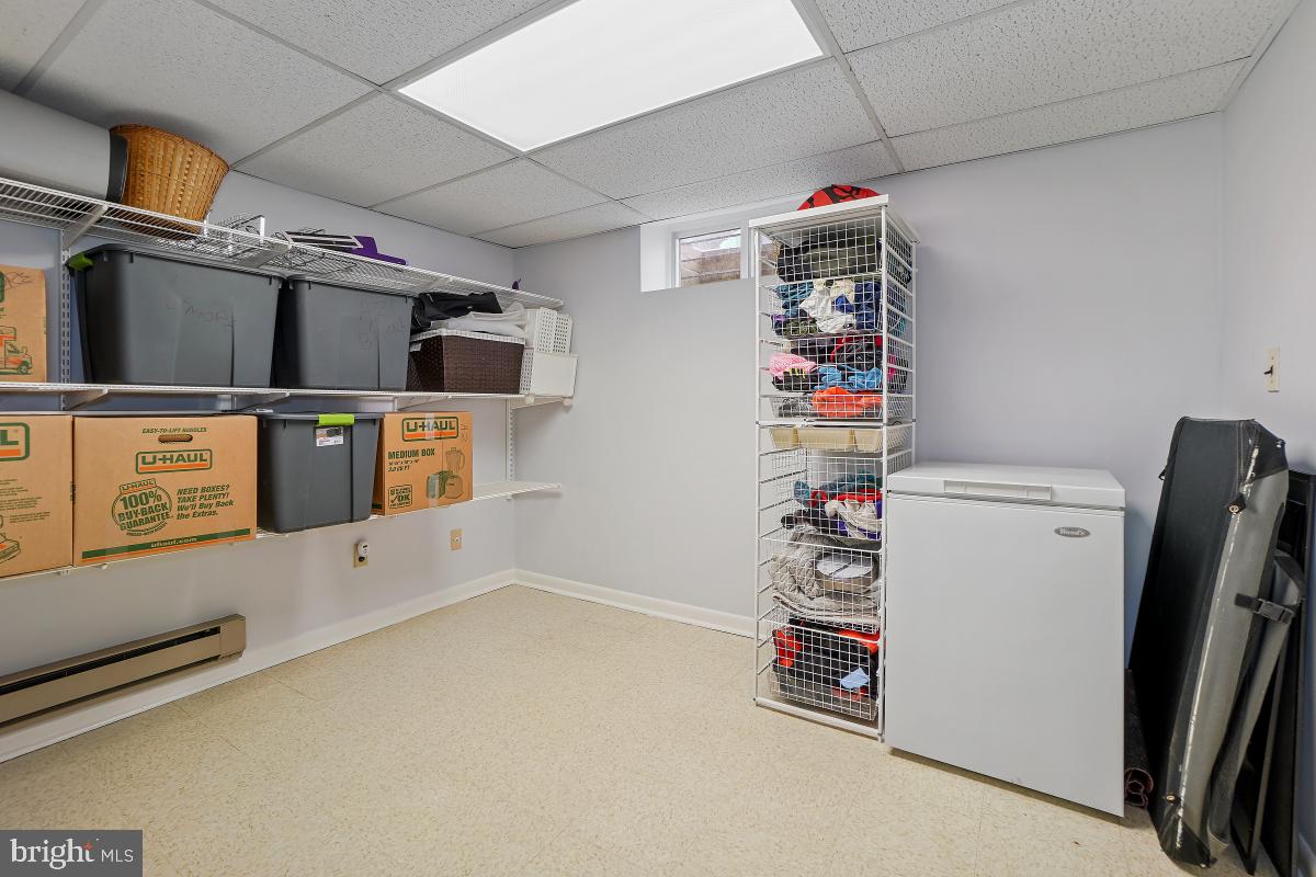 4 Sunnyside Road Silver Spring, MD 20910 - Photo 34 of 50 Versatile Fourth Bedroom / Mudroom