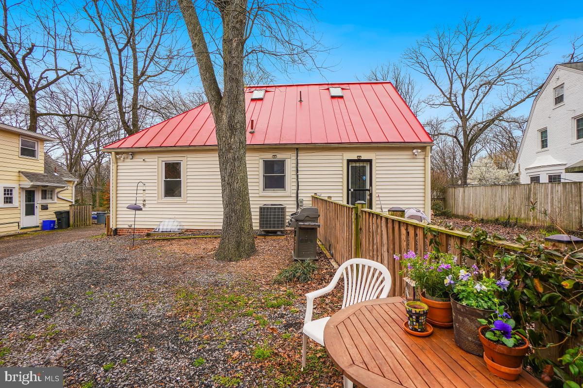 4 Sunnyside Road Silver Spring, MD 20910 - Photo 41 of 50 Exterior Rear