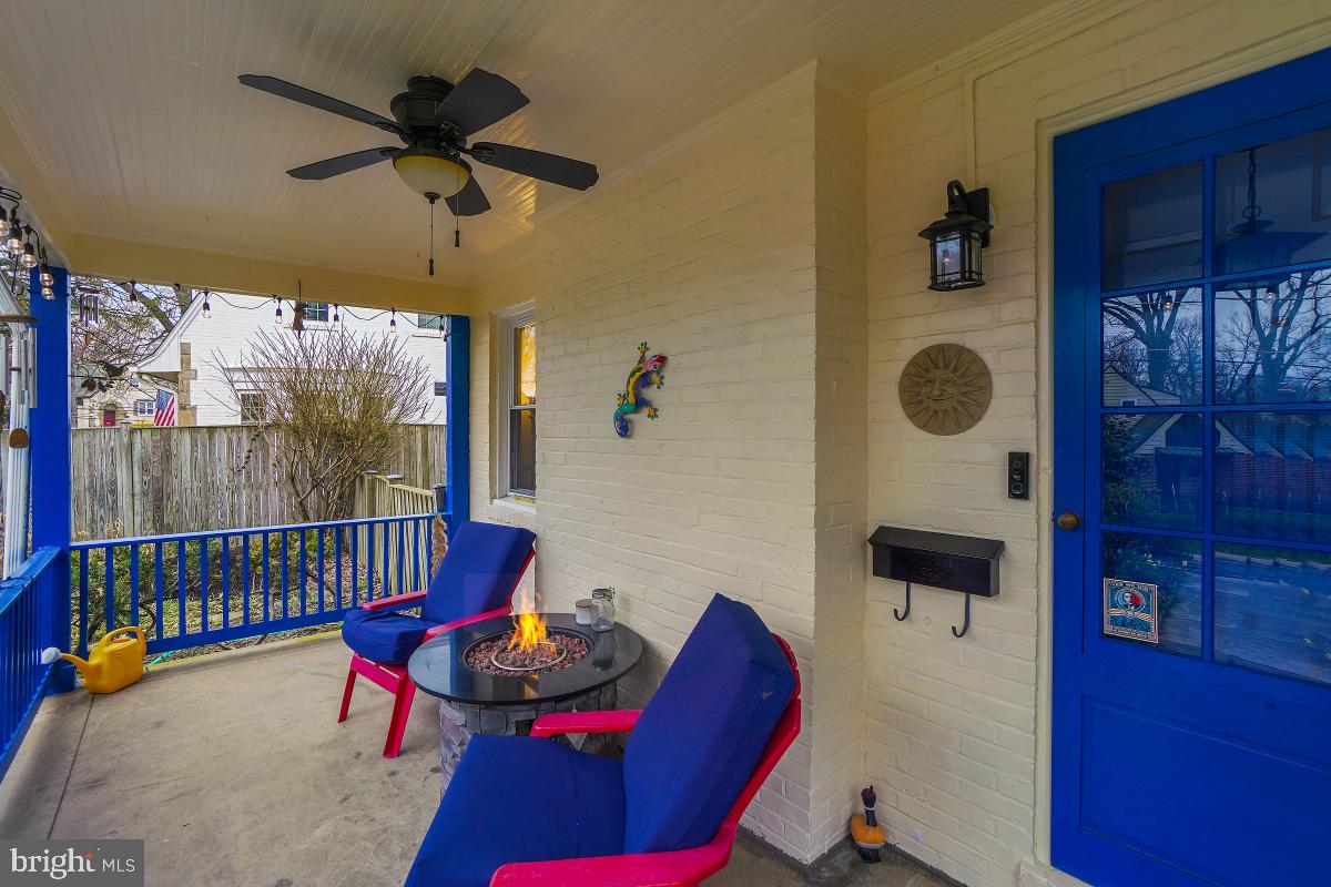 4 Sunnyside Road Silver Spring, MD 20910 - Photo 7 of 50 Delightful Front Porch