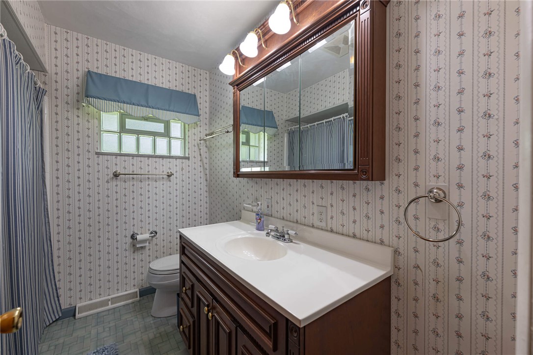8918 Maltbie Road Dayton, OH 45458 - Photo 23 of 49