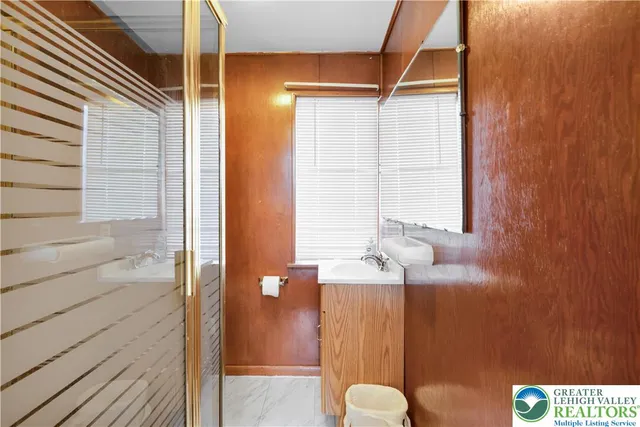 $285,000 | 642 West Emaus Avenue, Allentown, PA 18103