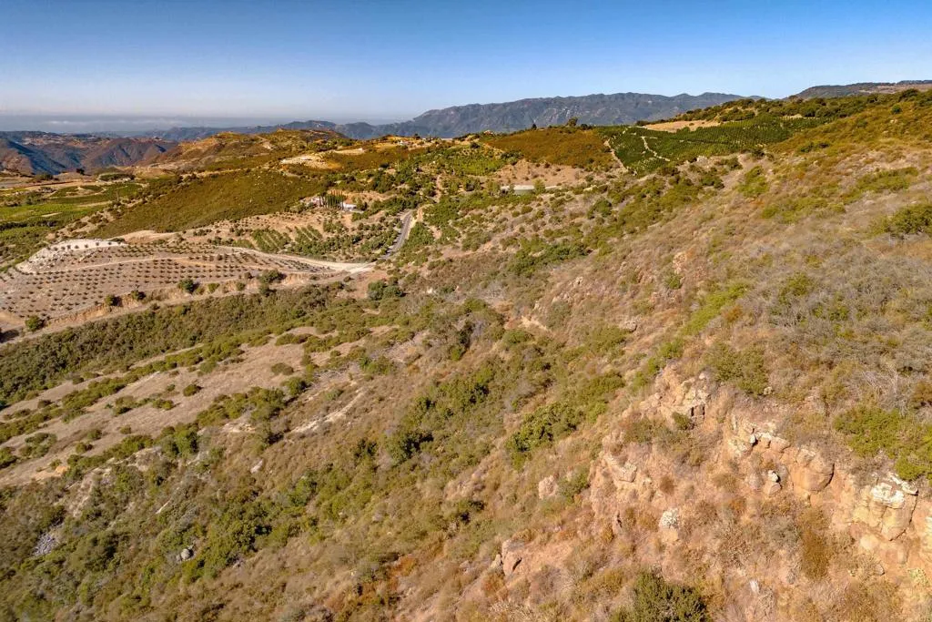 28 El Calamar Road Temecula, CA 92590 - Photo 19 of 33