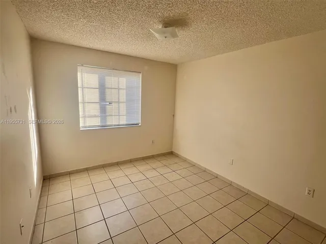 $319,999 | 1465 Southwest 122nd Avenue, Unit 119, Miami, FL 33184