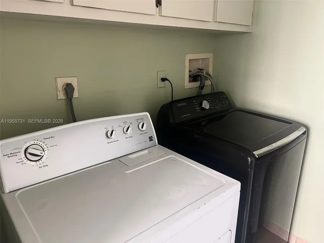 $319,999 | 1465 Southwest 122nd Avenue, Unit 119, Miami, FL 33184