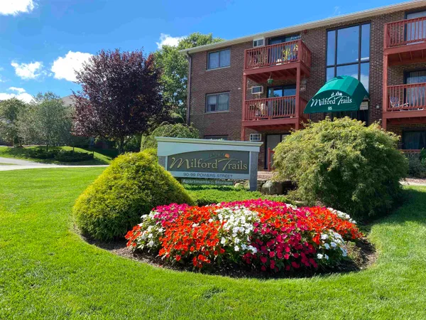 $2,085 | 95 Powers Street, Unit 67, Milford, NH 03055