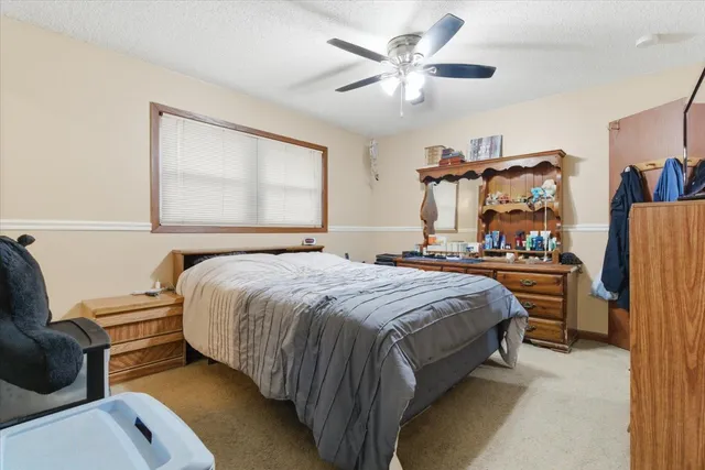 $299,900 | 37471 Illinois Rte 59, Lake Villa, IL 60046