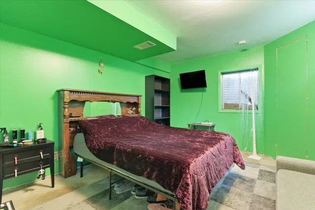 $299,900 | 37471 Illinois Rte 59, Lake Villa, IL 60046