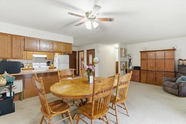 $299,900 | 37471 Illinois Rte 59, Lake Villa, IL 60046