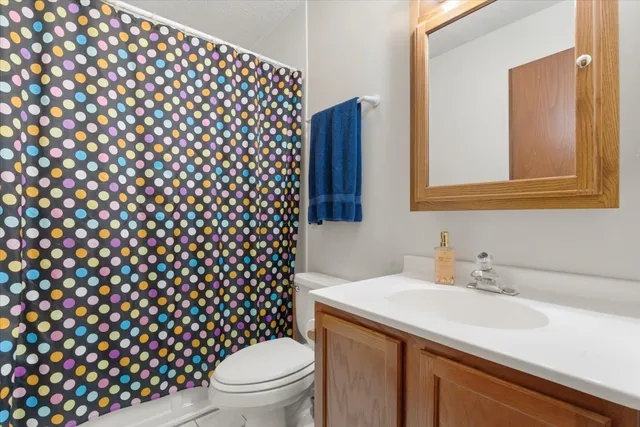 $299,900 | 37471 Illinois Rte 59, Lake Villa, IL 60046