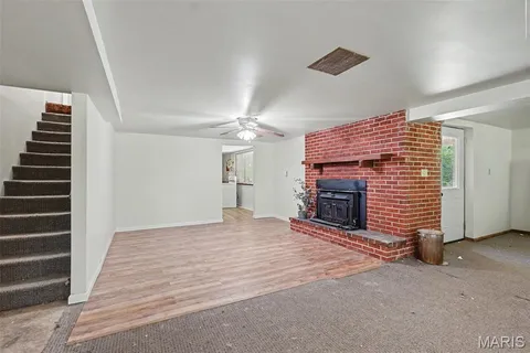 $695,000 | 1000 Hwy Y, St. Paul, MO 63366