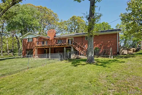 $695,000 | 1000 Hwy Y, St. Paul, MO 63366