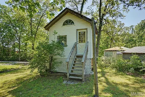 $695,000 | 1000 Hwy Y, St. Paul, MO 63366