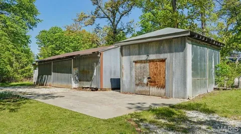 $695,000 | 1000 Hwy Y, St. Paul, MO 63366
