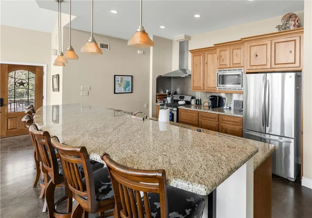 $899,900 | 9360 Riley Green Road, Franklin, TX 77856