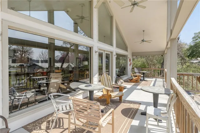 $899,900 | 9360 Riley Green Road, Franklin, TX 77856