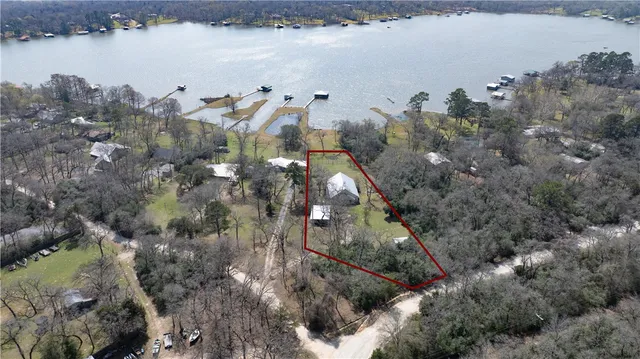 $899,900 | 9360 Riley Green Road, Franklin, TX 77856