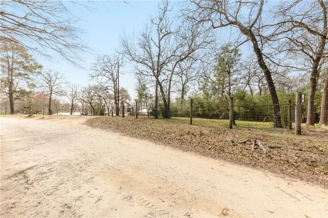 $899,900 | 9360 Riley Green Road, Franklin, TX 77856