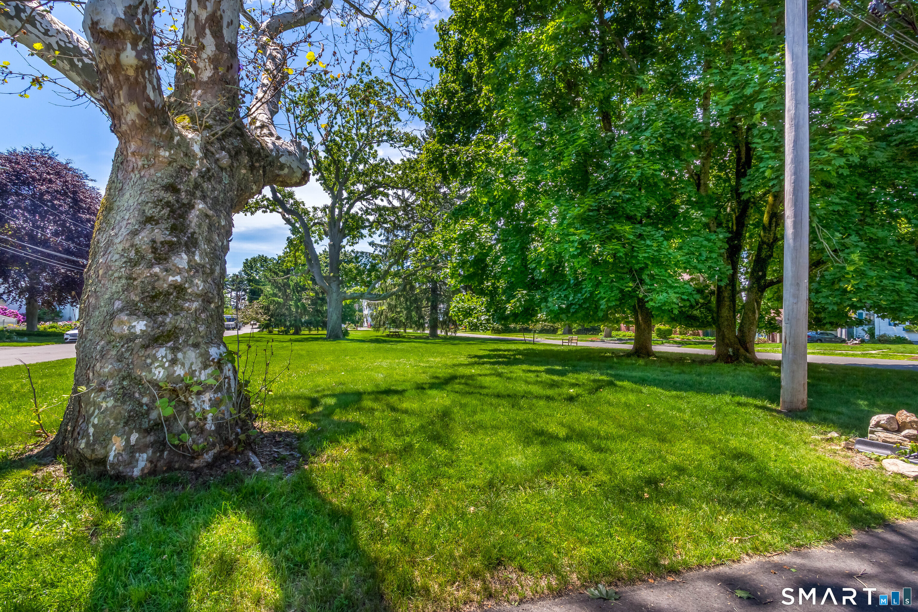 164 Ludlowe Road Fairfield, CT 06824 - Photo 39 of 40