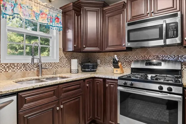 $515,000 | 116 Stewart Lane, Waverly, TN 37185